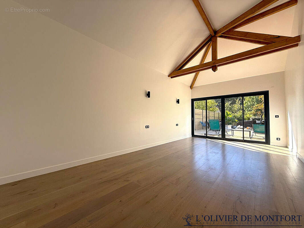 Maison à MONTFORT-L'AMAURY