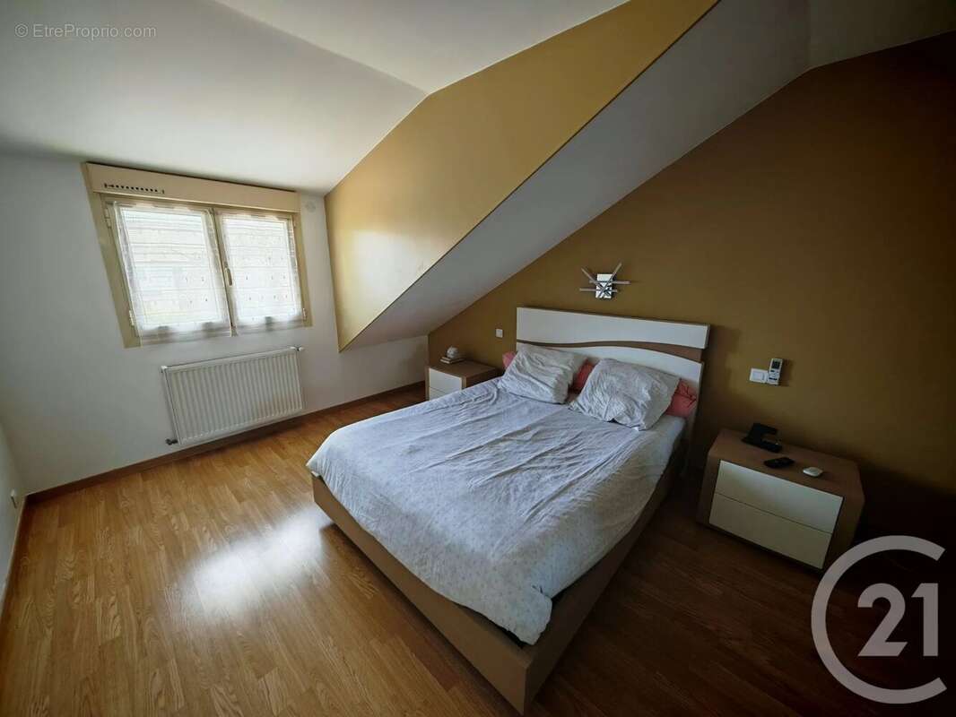 Maison à LA FRETTE-SUR-SEINE