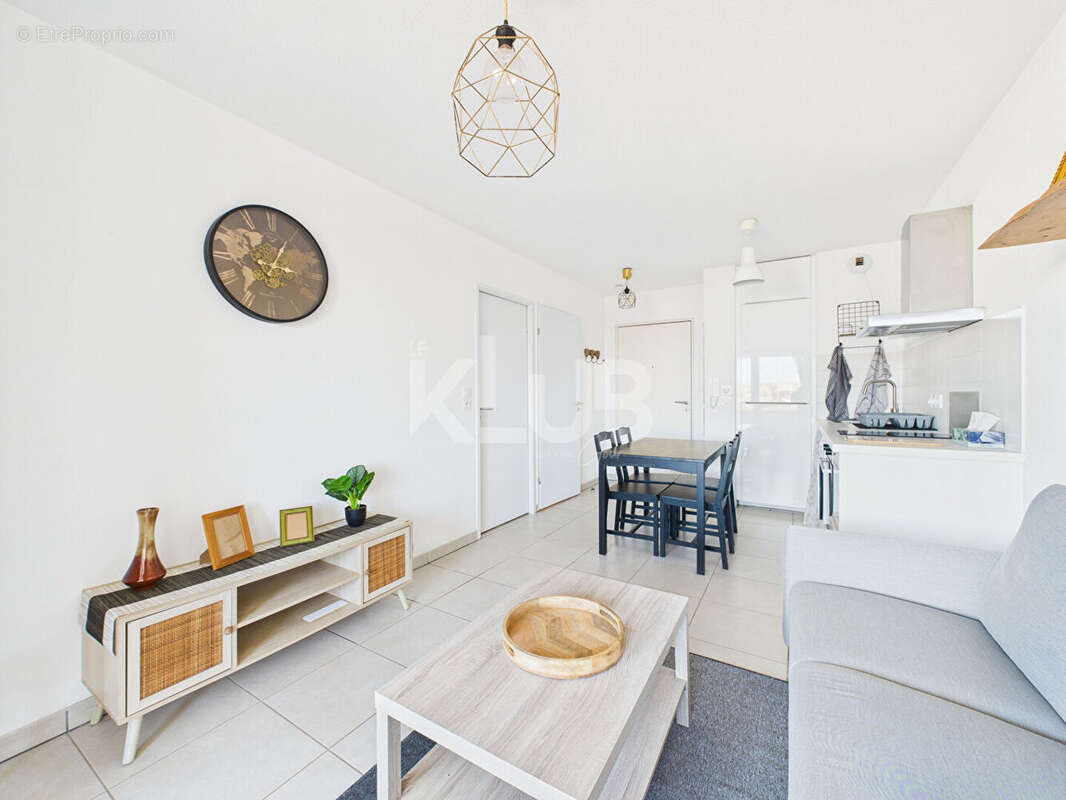 Appartement à MARSEILLE-3E