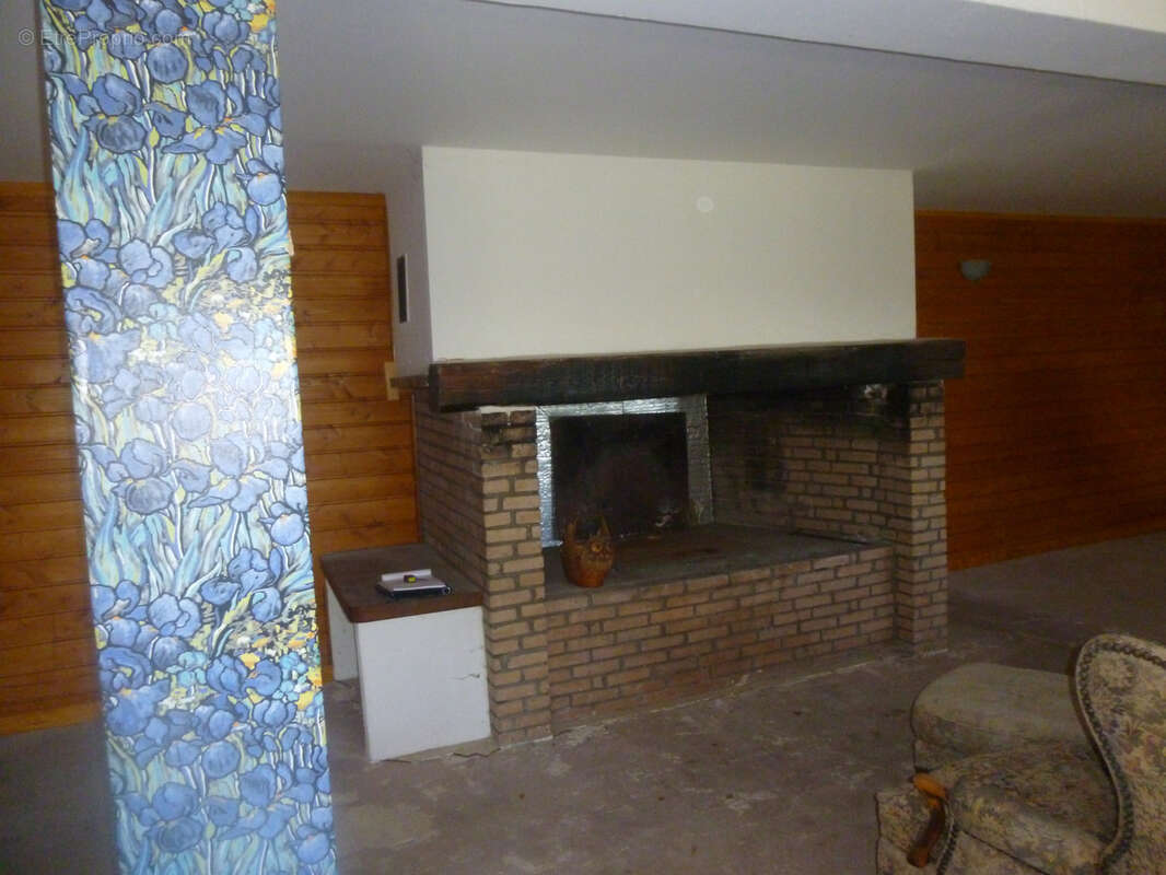 Maison à NOTRE-DAME-DE-LA-ROUVIERE