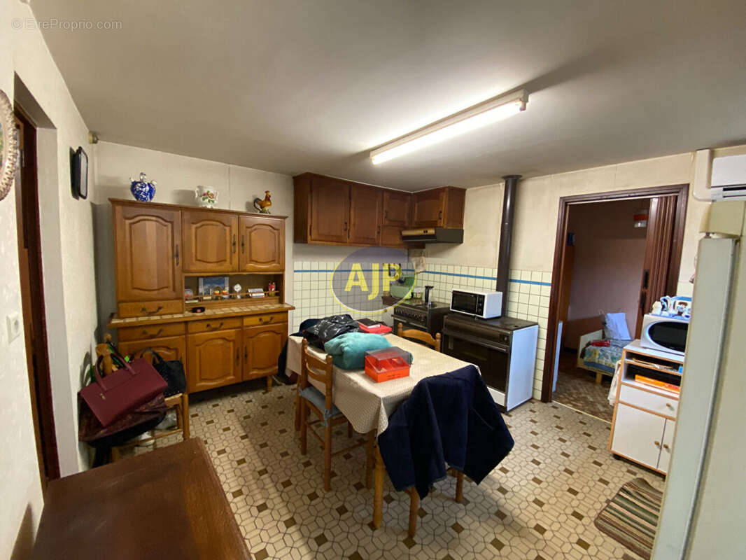 Maison à VENDAYS-MONTALIVET