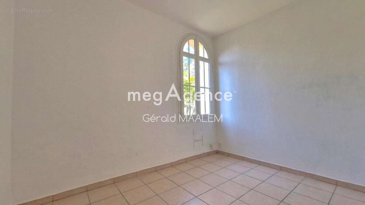Maison à FREJUS