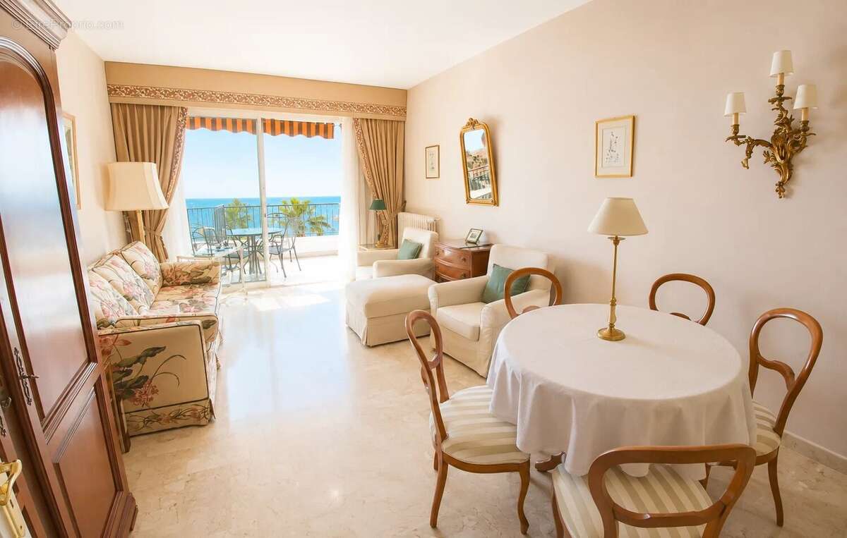 Appartement à BEAULIEU-SUR-MER