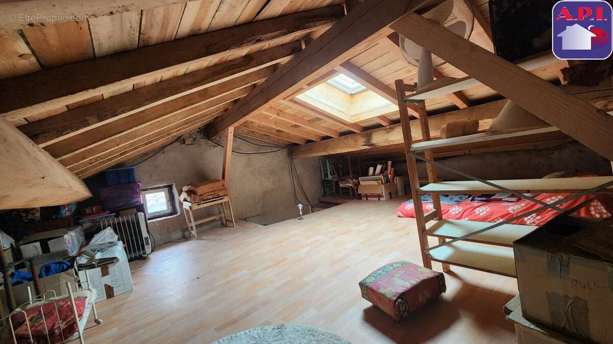 Maison à LES BORDES-SUR-ARIZE