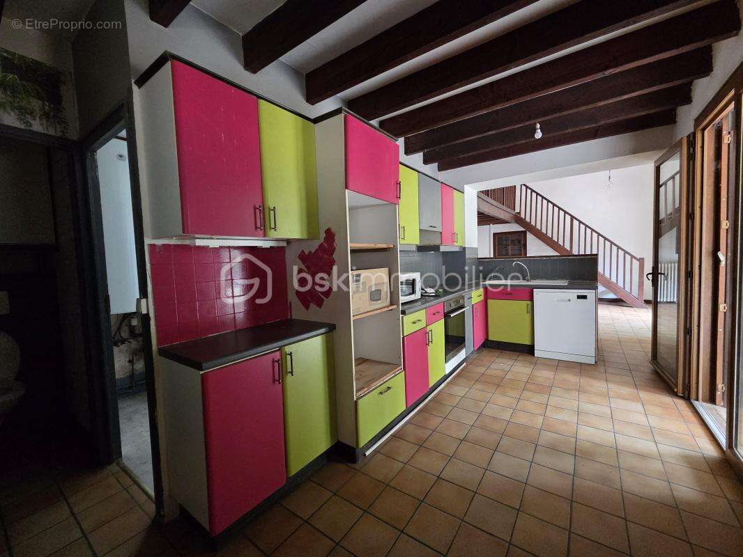 Maison familiale 5 chambres dans un environnement paisible - photo 8