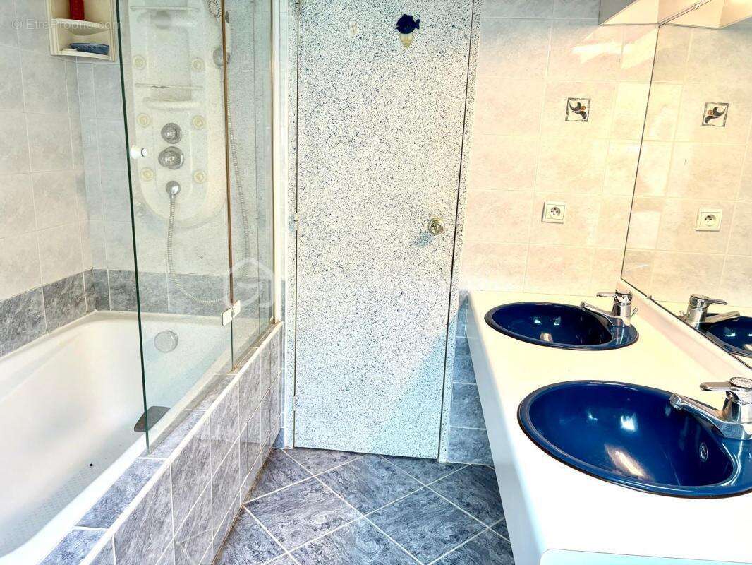 Maison à BALLAINVILLIERS