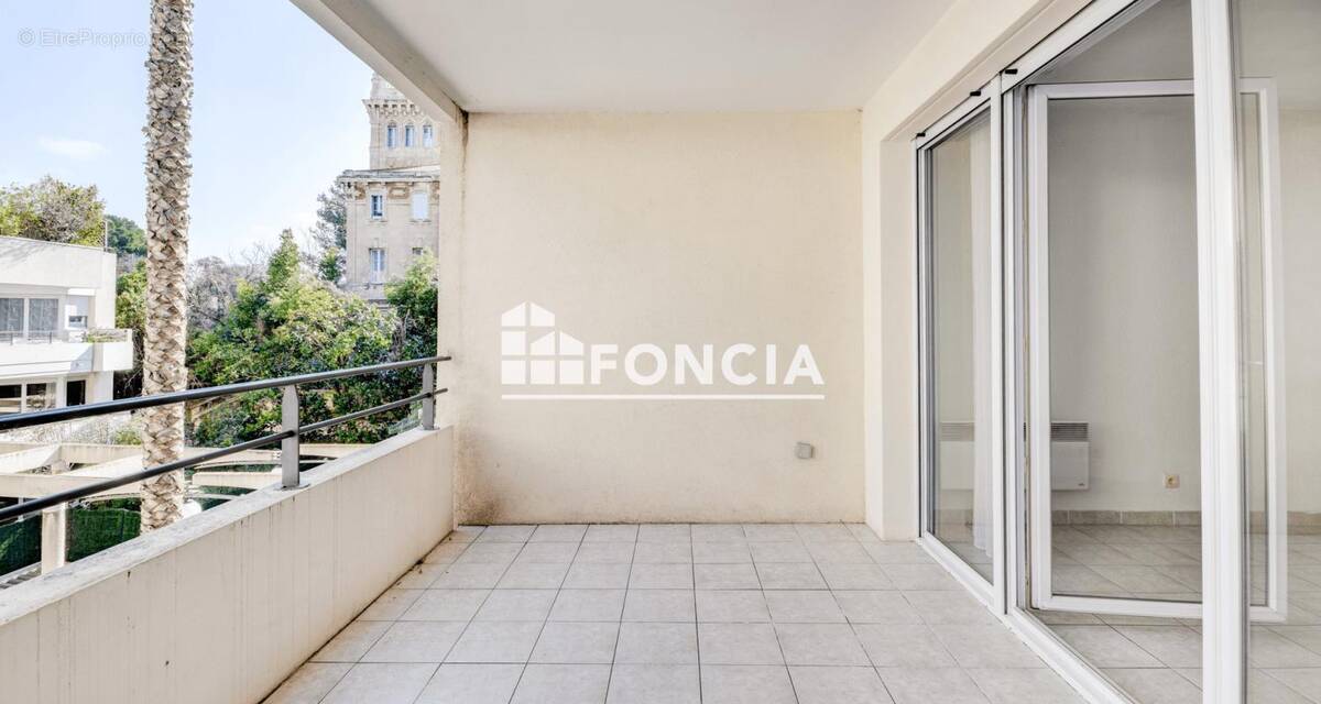 Appartement à MARSEILLE-8E