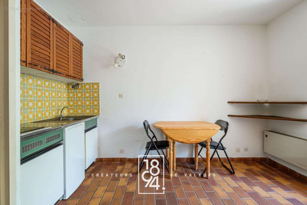 Appartement à SAINT-CYR-SUR-MER