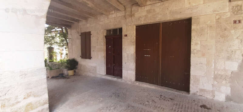 Maison à MONTPEZAT-DE-QUERCY