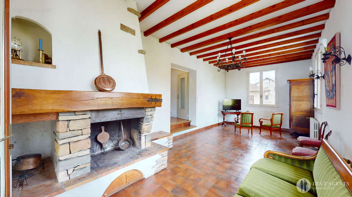 Maison à SAINT-MARTIN-D&#039;HERES