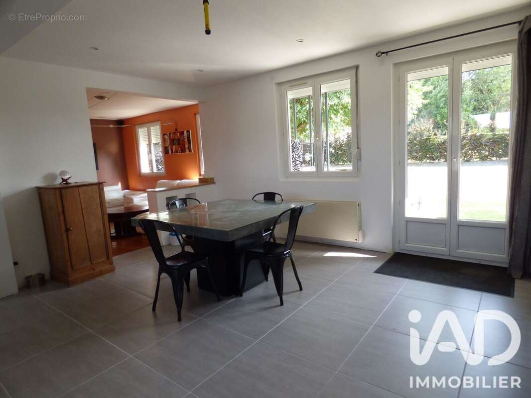 Maison 99 m² à Motteville  - photo 5