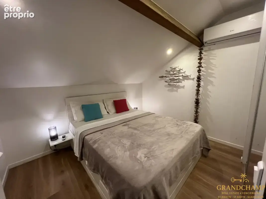 Baie nettlé   superbe duplex rénové et meublé - photo 4