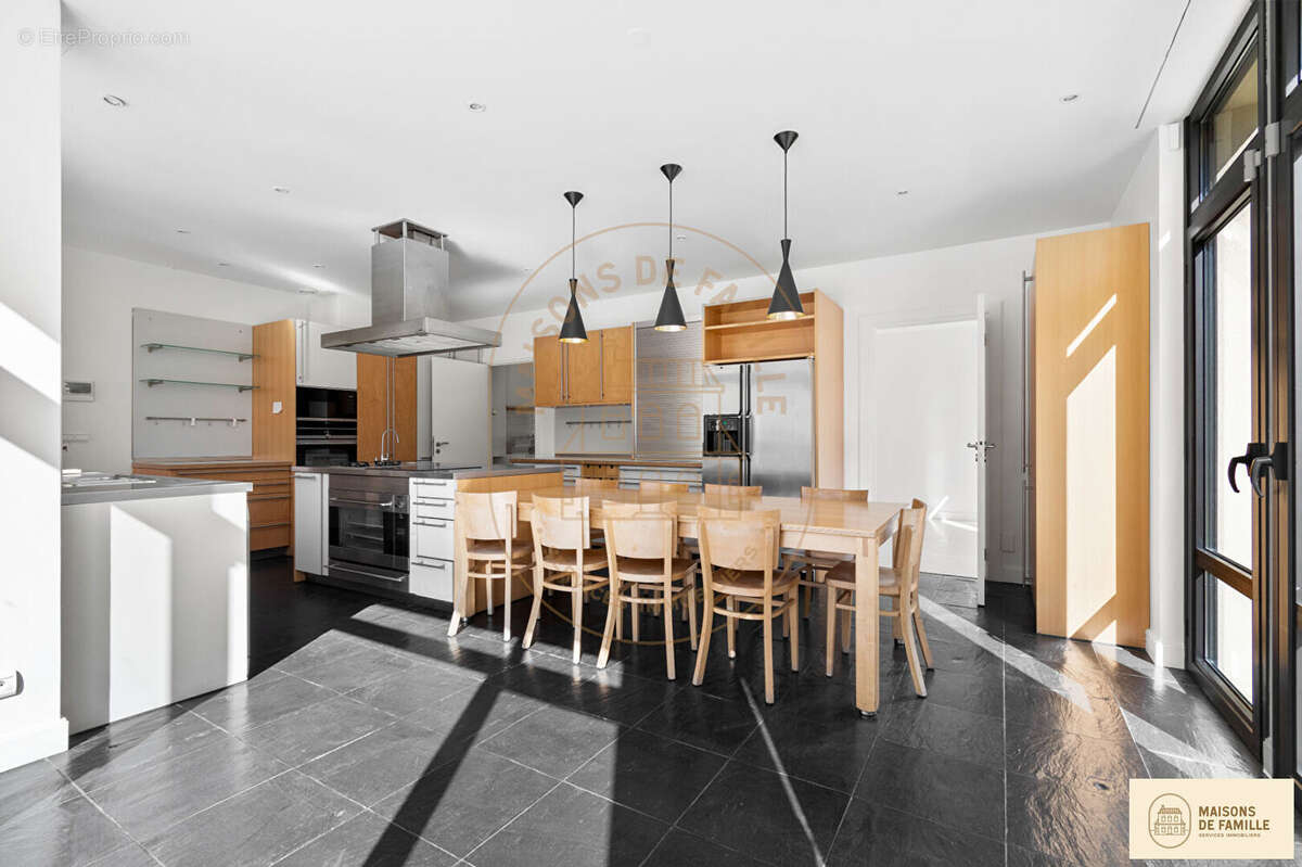 Maison à RUEIL-MALMAISON