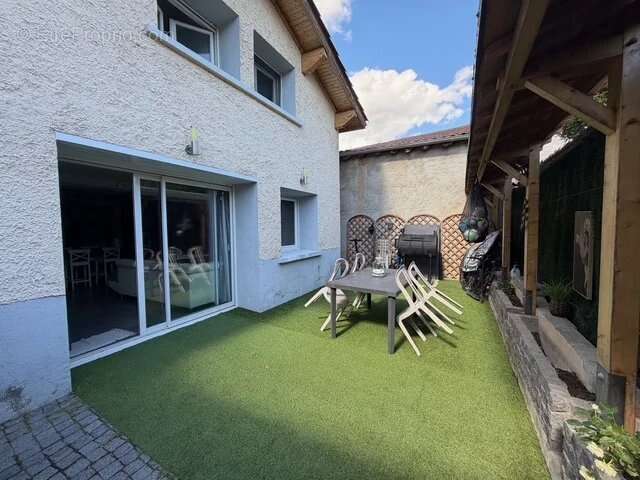 Maison à LA BOISSE