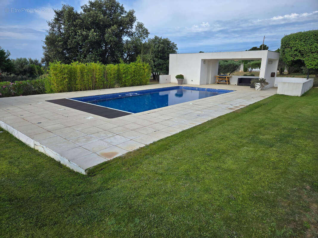 Maison à LA CADIERE-D'AZUR