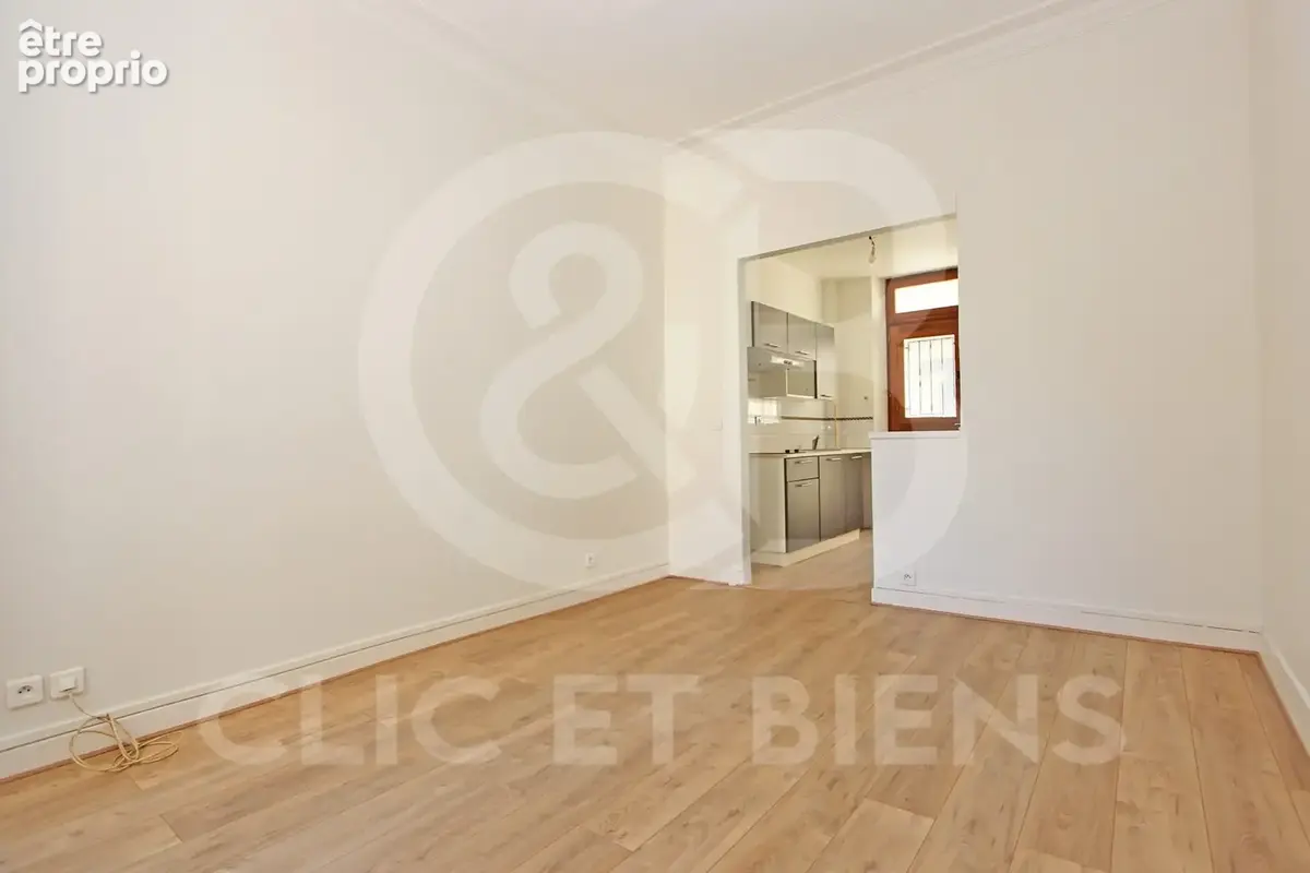 Appartement 1 pièce 22 m² à vendre à Versailles (78000) - photo 2