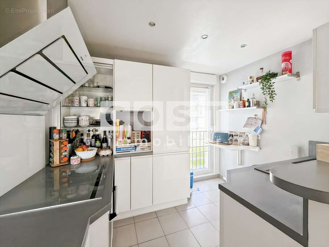 Appartement à ASNIERES-SUR-SEINE