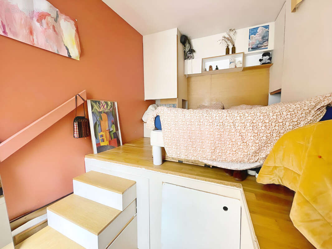 Appartement à PARIS-18E