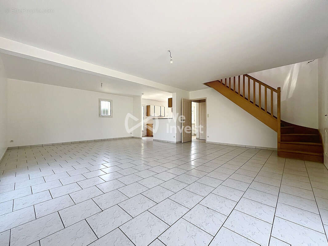 Maison 112 m² à Ballee  - photo 4