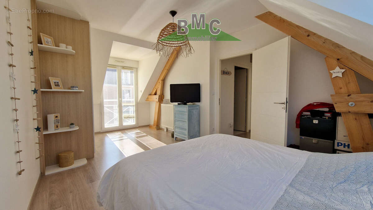 Appartement à LE PLESSIS-BOUCHARD