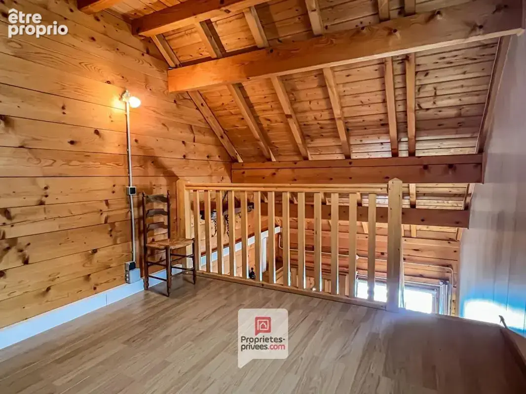 Plateau des Petites Roches (38660) - Chalet en madriers 4 chambres+ studio + carport + jardin - photo 18