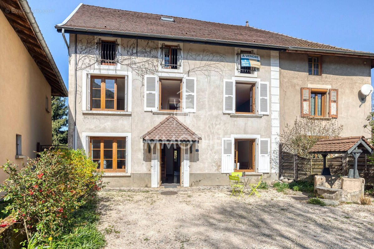 Maison à IZEAUX