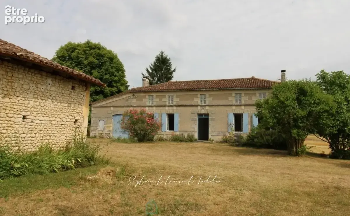 Photo Maison à Montendre au prix de 160 000€
