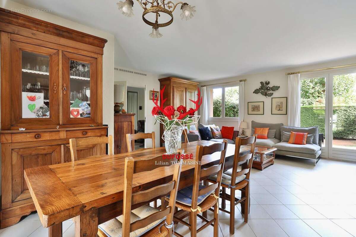 Photo 8 - Maison à DOMMARTIN