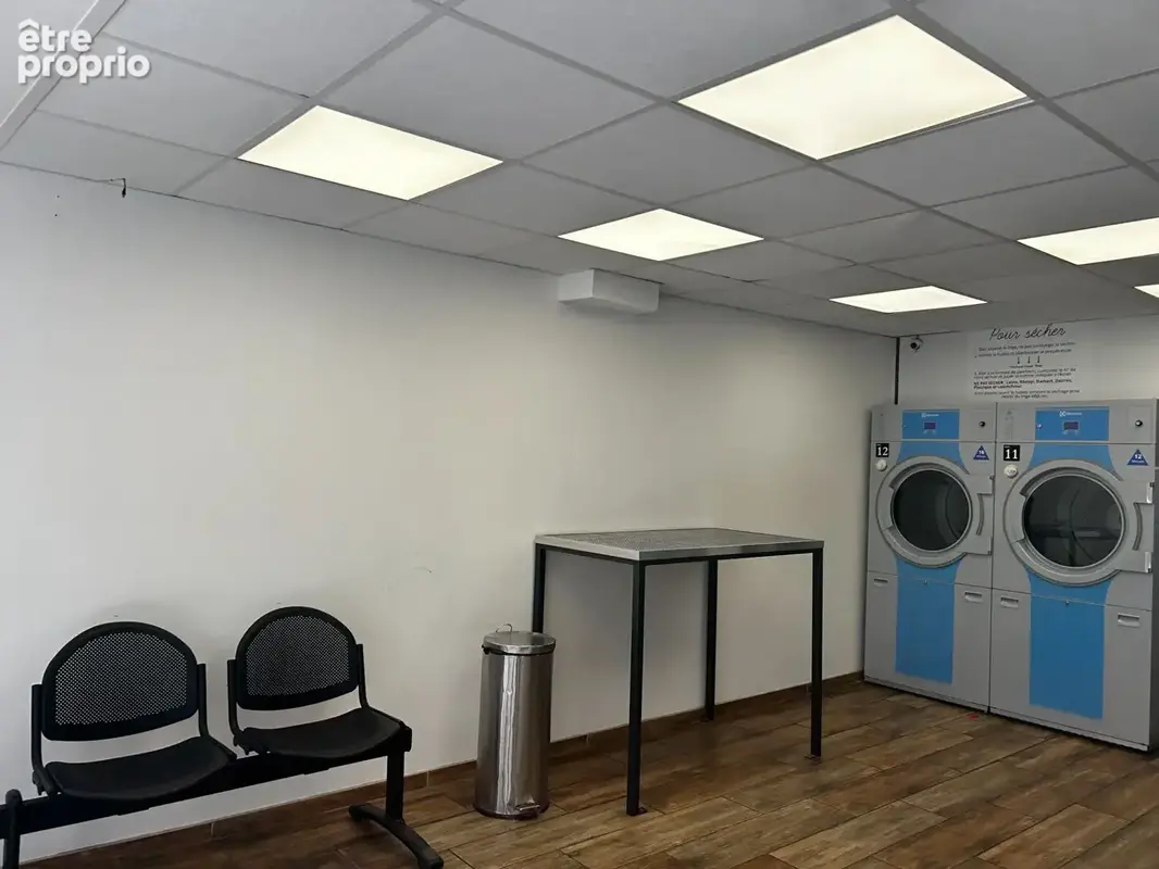 Local commercial Carcassonne 67 m2 - photo 4