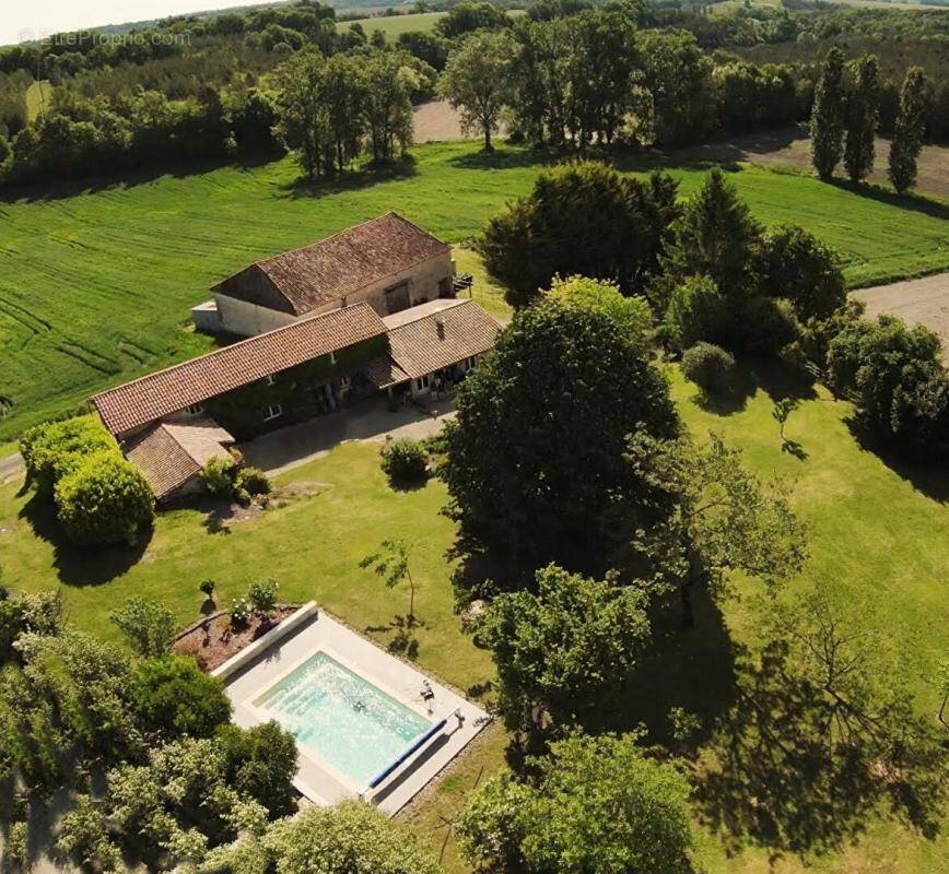 Maison à ALLEMANS