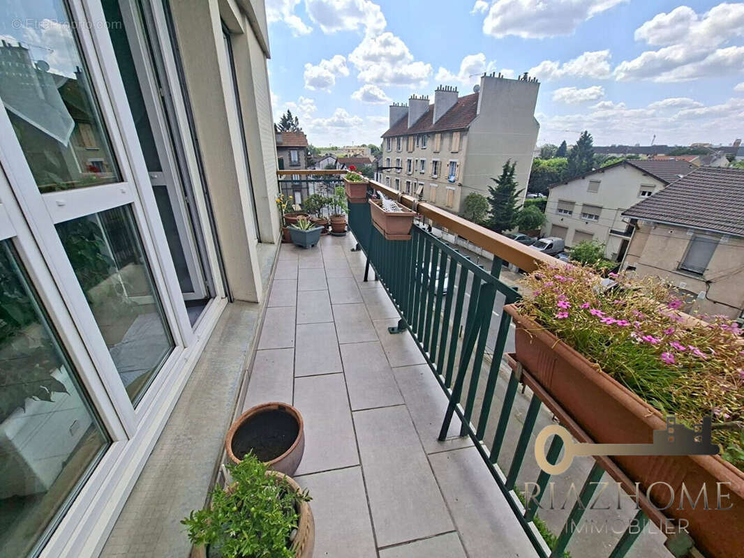 Appartement à LE BOURGET