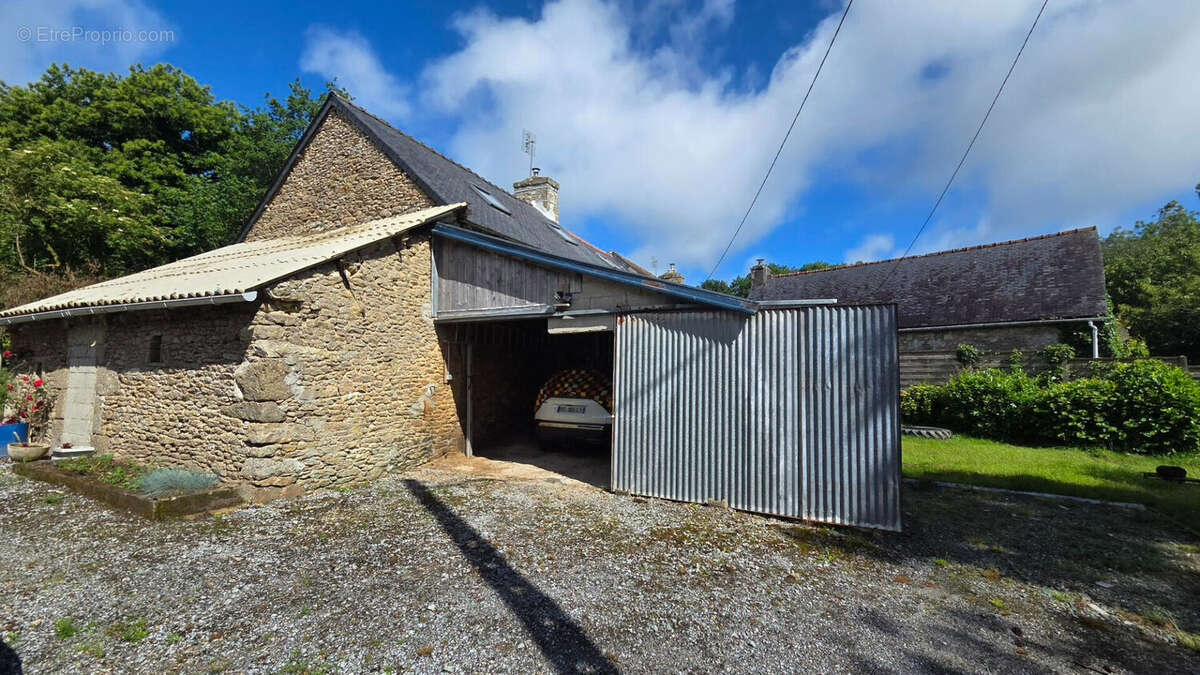 20 min au Sud de Guingamp Maison sur environ 5000m² de terrain avec hangar - photo 11