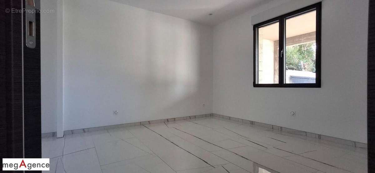 Maison à NOYERS-SUR-CHER