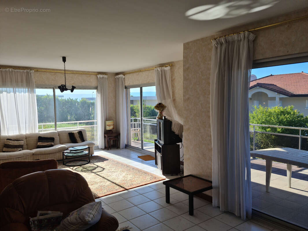 Maison à NEUVECELLE