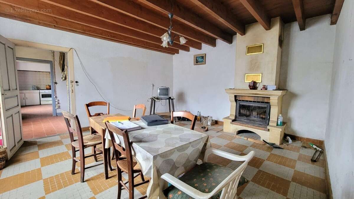 Maison à BEAUMARCHES