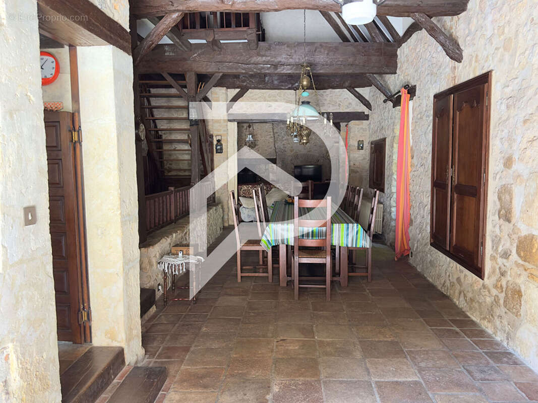 Maison à ISSAC