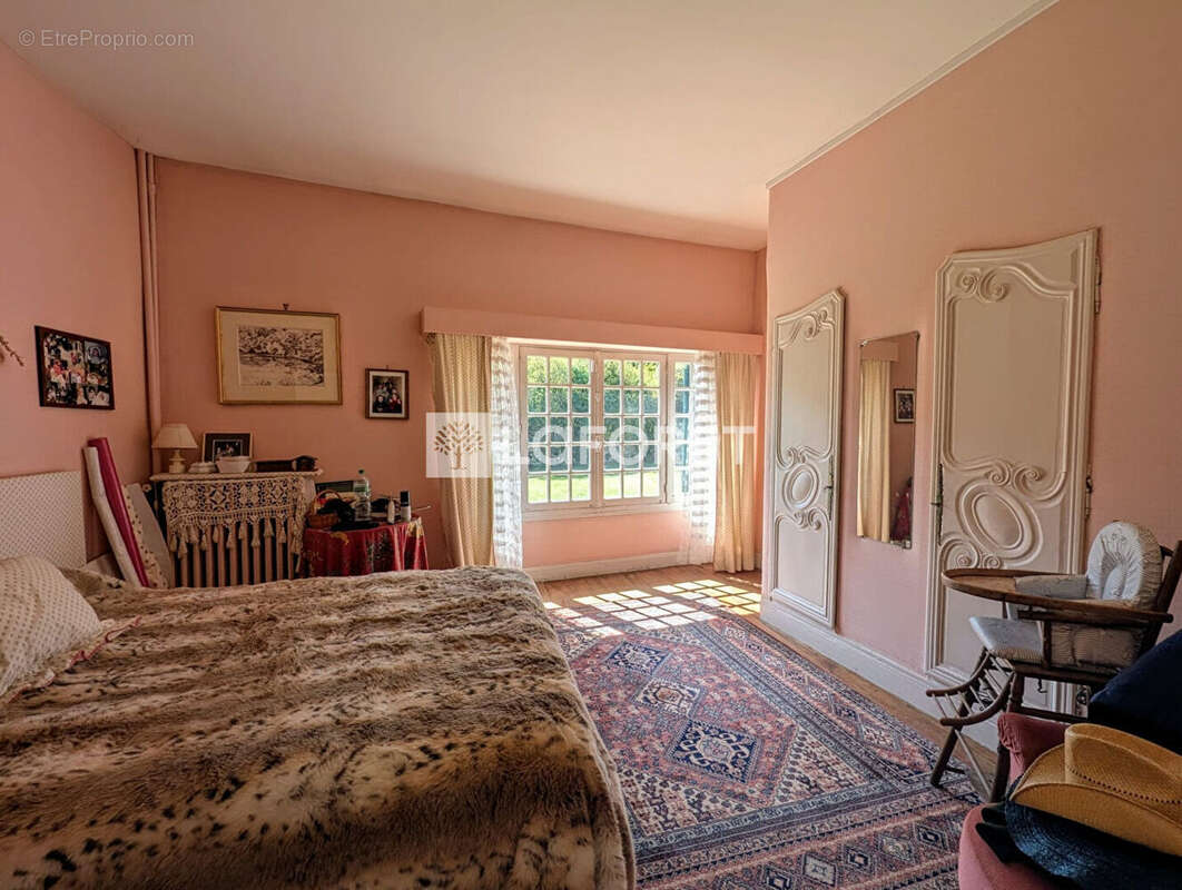 Maison à MILLY-LA-FORET
