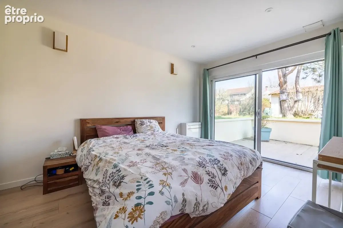 A vendre maison climatisée Sainte Genevieve des Bois (91700) véritable coup de cœur dans le Triangle d’Or : une maison individue - photo 9