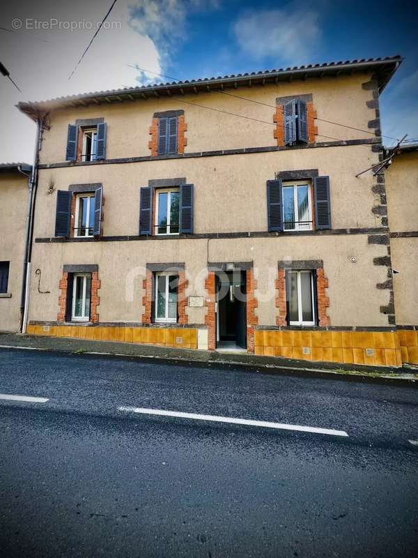 Appartement à CHATELGUYON