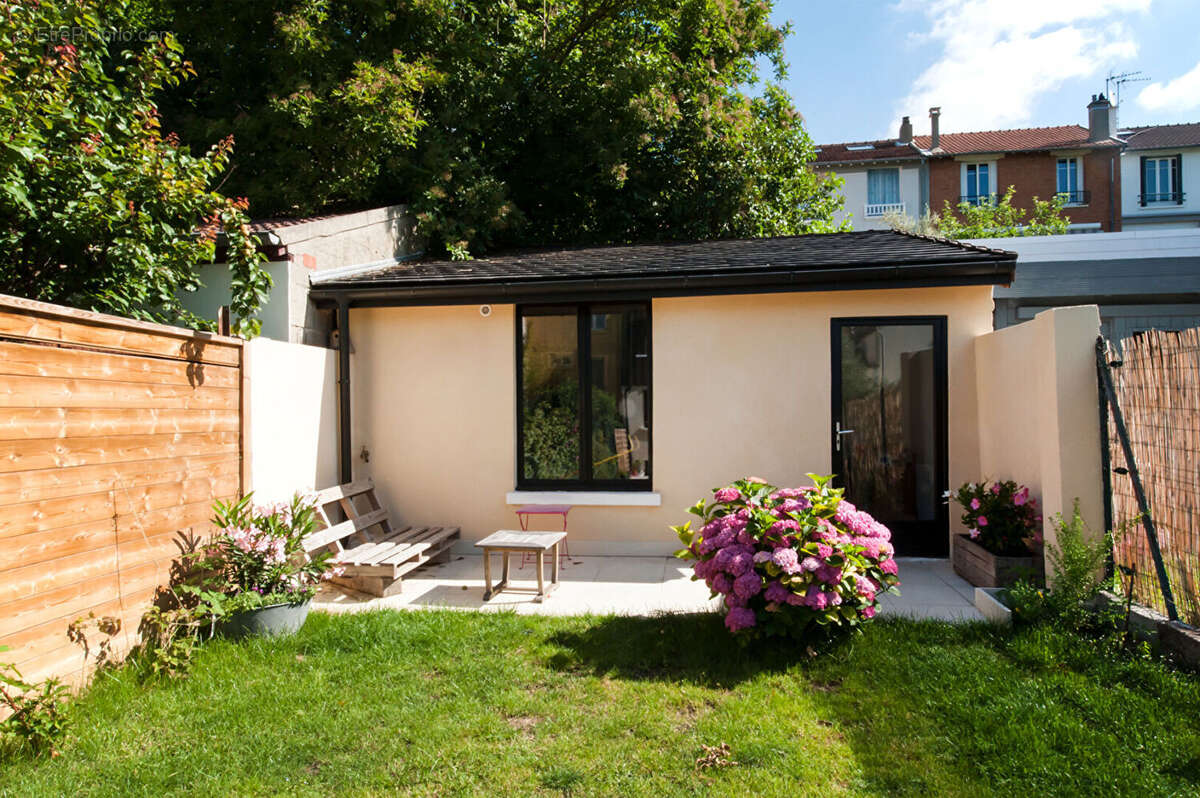 Maison à SURESNES