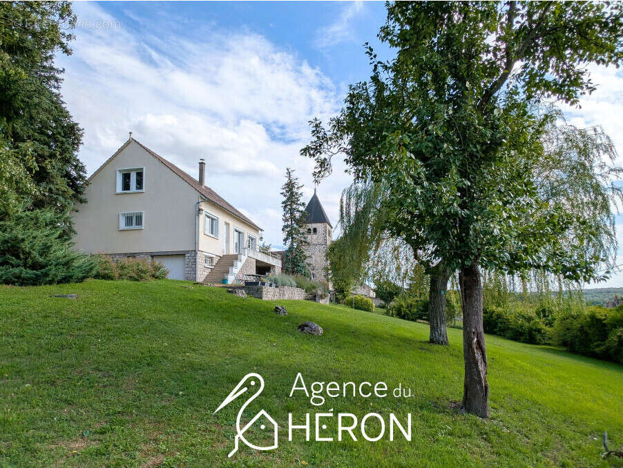 Maison à TREUZY-LEVELAY