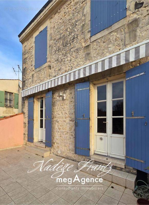 Appartement à SAINT-JEAN-D&#039;ANGELY