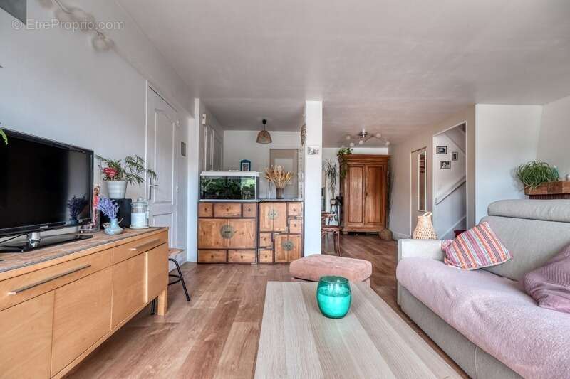 Maison à CERNAY-LA-VILLE