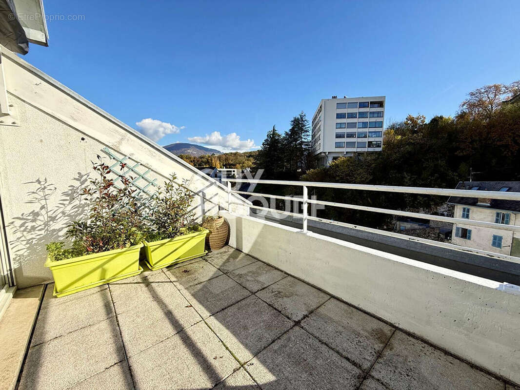 Appartement Chambéry 4 pièces centre ville de 100.80 m2 - photo 6
