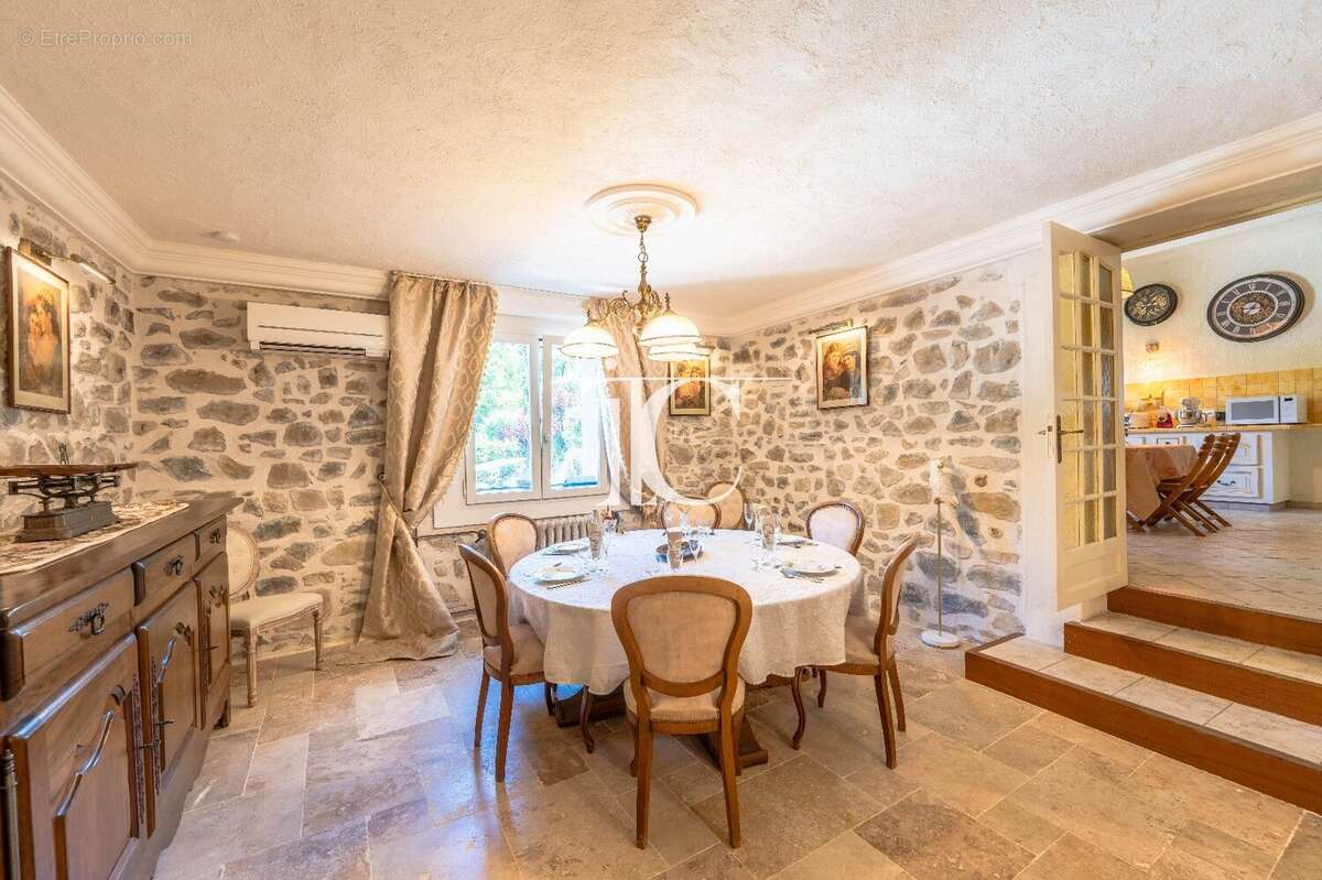L'ame d'une bastide, le confort moderne  390 m² habitables, jardin de 3 000 m² - photo 9