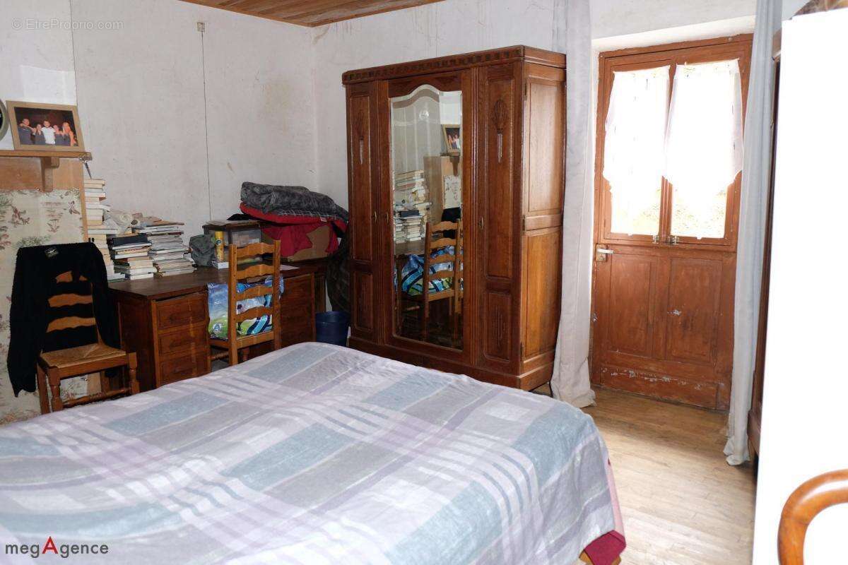 Maison à PERPEZAC-LE-NOIR