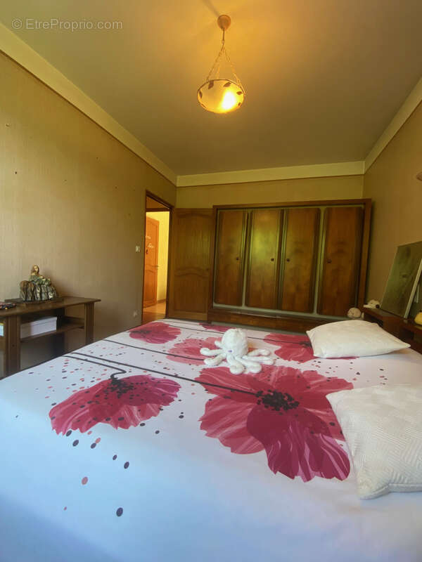 Maison à CADEROUSSE