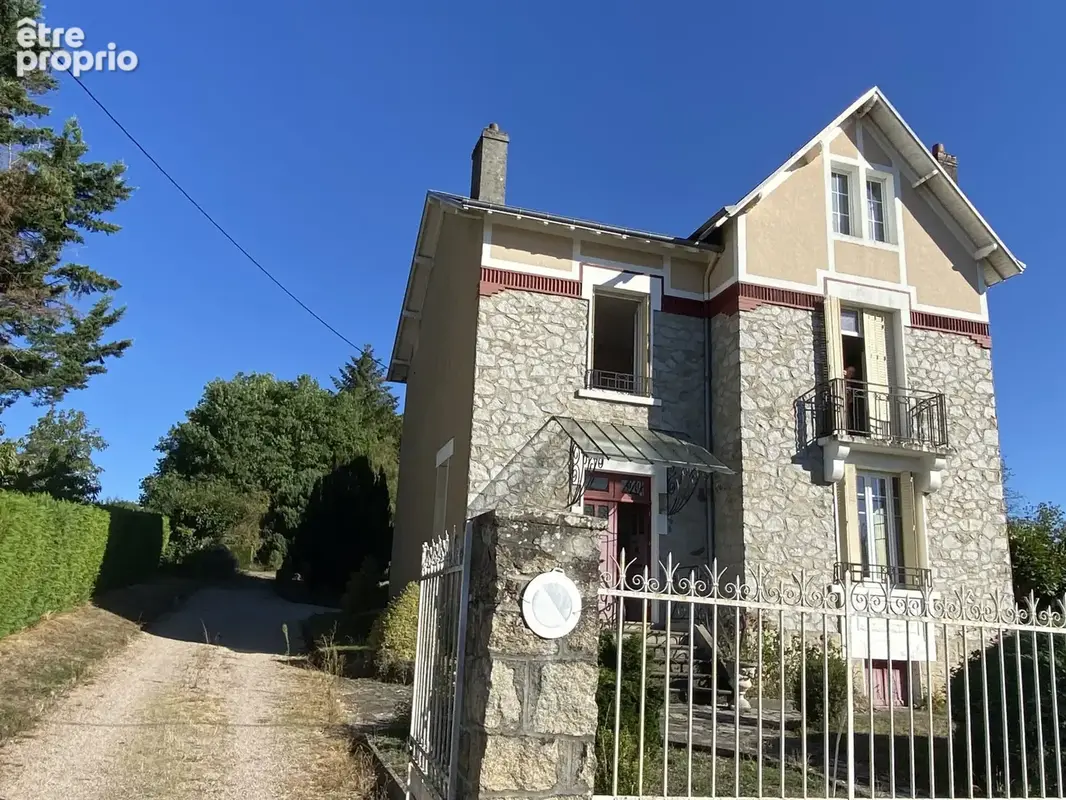 Maison à LINARDS