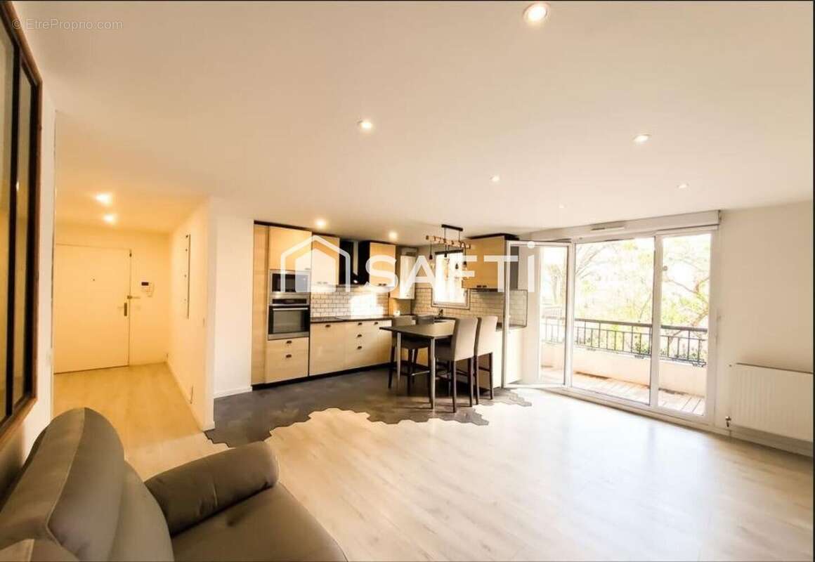 Photo 2 - Appartement à CLAMART