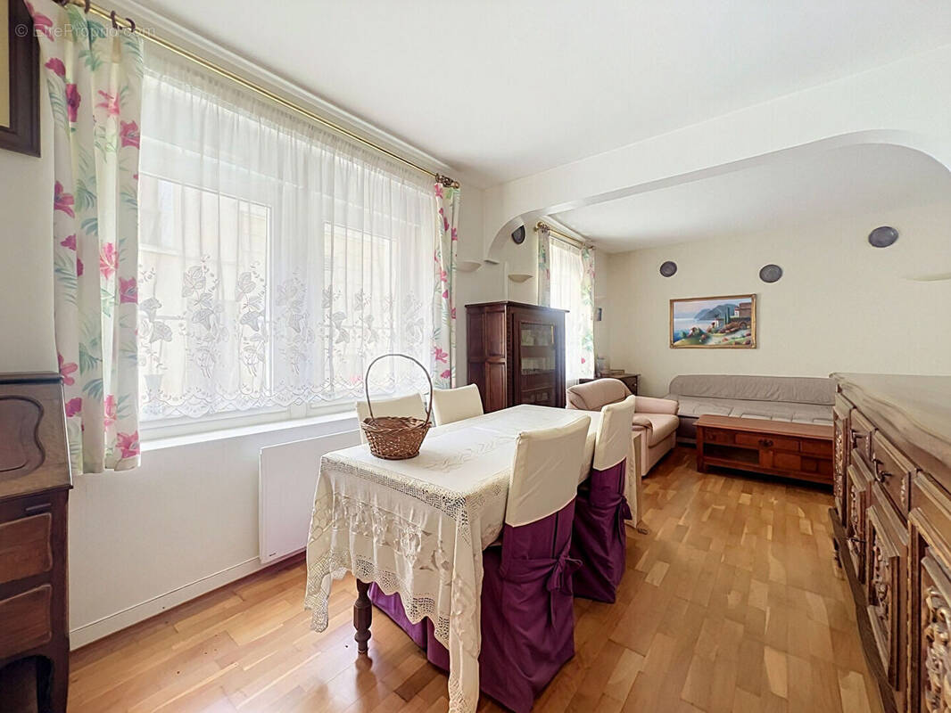 Appartement à FONTENAY-AUX-ROSES